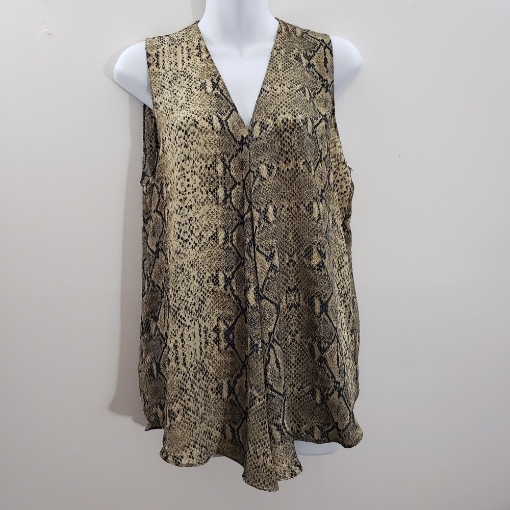 Mimi & Dottie Snakeskin Python‎ Print Sleeveless V Neck Top